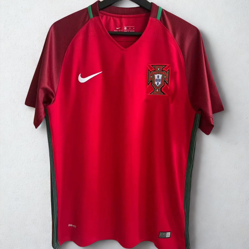 NIKE Portugal Heimtrikot 2016 Retro